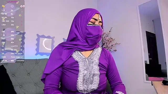 Snapshot of jazmin_anbar chatting on March 21, 2025, 5:02 pm jazmin anbar online show from March 21, 2025, 5:02 pm