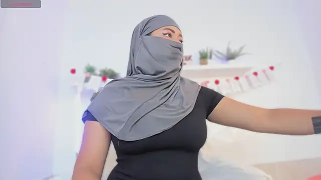 Snapshot of jazmin_anbar chatting on October 2, 2025, 6:15 pm jazmin anbar online show from October 2, 2025, 6:15 pm