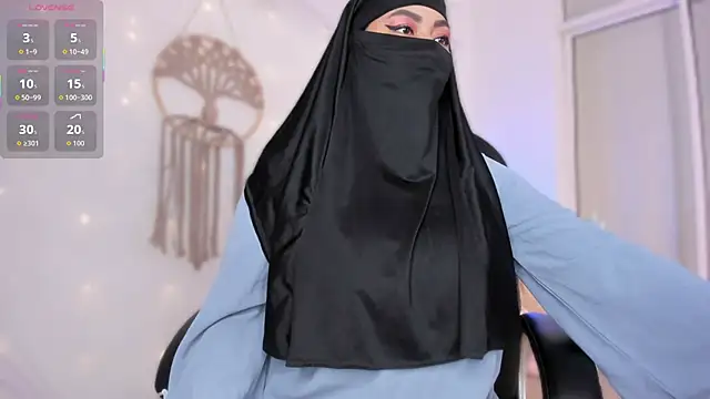 Snapshot of jazmin_anbar chatting on December 5, 2025, 5:05 am jazmin anbar online show from December 5, 2025, 5:05 am