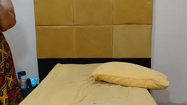 Bbw255 online show from October 19, 2025, 7:47 pm