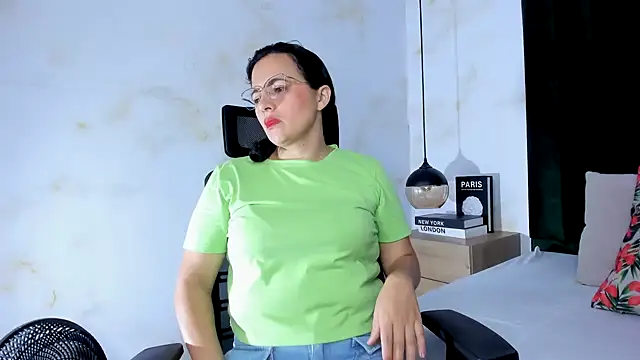 africa holmes online show from March 15, 2025, 1:52 am