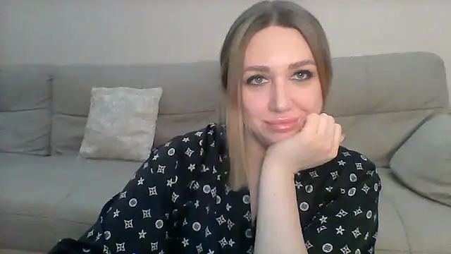 VickyLove047 online show from February 9, 2025, 2:40 pm