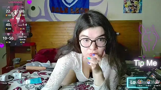 Snapshot of MilahHot13 chatting on September 14, 2025, 1:38 am MilahHot13 online show from September 14, 2025, 1:38 am