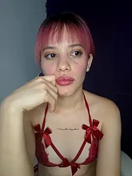 franchezkavegaaa online show from February 8, 2025, 6:01 pm