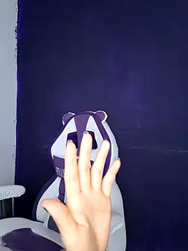 franchezkavegaaa online show from March 18, 2025, 2:26 pm