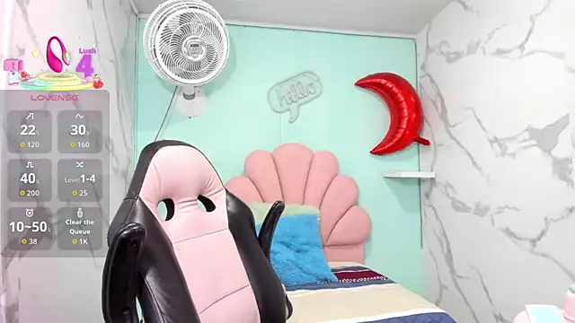 Snapshot of karime_sexygirl chatting on October 28, 2025, 11:25 am karime sexygirl online show from October 28, 2025, 11:25 am