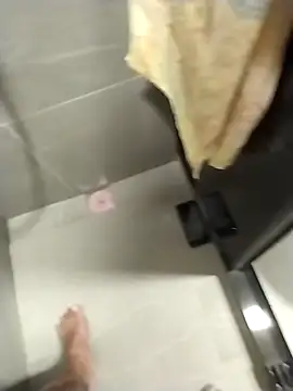 Snapshot of Dannydy2015 chatting on September 13, 2025, 1:00 pm Dannydy2015 online show from September 13, 2025, 1:00 pm