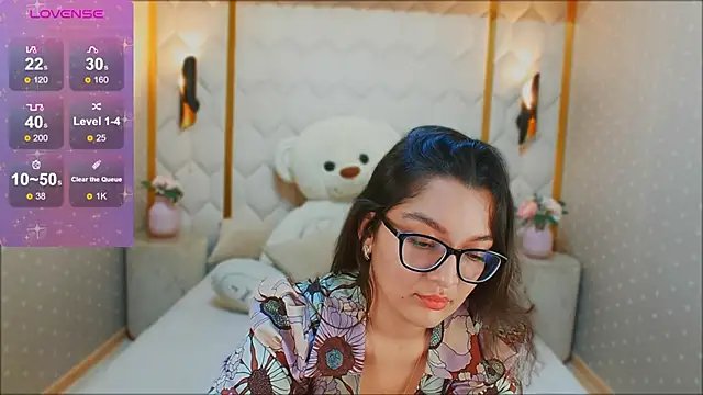 ZarifaBev online show from December 21, 2024, 7:38 pm