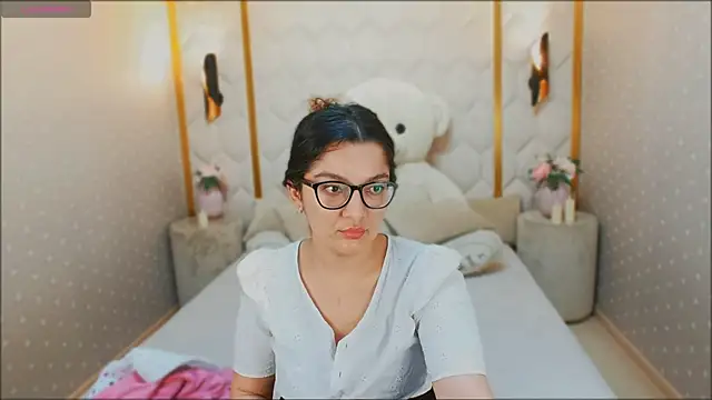 ZarifaBev online show from December 26, 2024, 11:57 pm