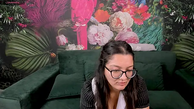 ZarifaBev online show from September 13, 2025, 10:15 am