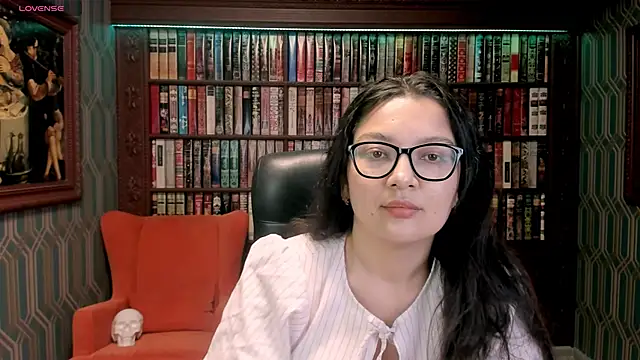 ZarifaBev online show from October 16, 2025, 8:10 pm