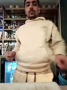 Snapshot of Micutu chatting on March 16, 2025, 7:27 pm Micutu online show from March 16, 2025, 7:27 pm