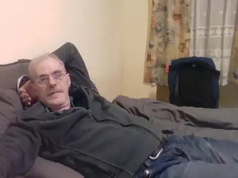 Snapshot of farock chatting on January 8, 2025, 9:55 pm farock online show from January 8, 2025, 9:55 pm