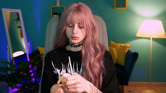 Snapshot of JadeCastle_ chatting on March 18, 2025, 4:58 am JadeCastle online show from March 18, 2025, 4:58 am