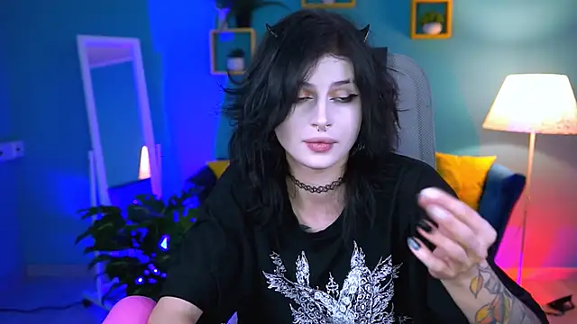 Snapshot of JadeCastle_ chatting on October 9, 2025, 5:55 pm JadeCastle online show from October 9, 2025, 5:55 pm