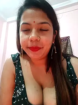 Snapshot of Hot-shot99 chatting on January 22, 2025, 1:00 pm Hot-shot99 online show from January 22, 2025, 1:00 pm