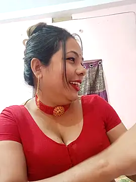 Snapshot of Hot-shot99 chatting on January 23, 2025, 7:29 pm Hot-shot99 online show from January 23, 2025, 7:29 pm