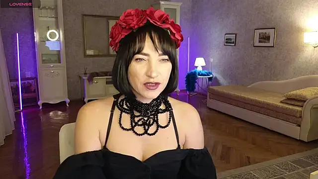 Snapshot of AnneHaddaway chatting on November 2, 2025, 8:22 pm AnneHaddaway online show from November 2, 2025, 8:22 pm