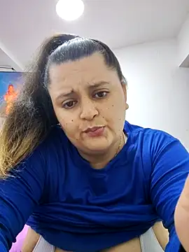 Miss balloonsmila online show from December 20, 2025, 5:58 am