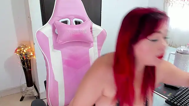 Snapshot of sexyhot_2024 chatting on December 23, 2024, 4:39 pm sexyhot 2024 online show from December 23, 2024, 4:39 pm