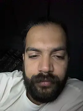 Arsh Loves Luv online show from December 18, 2025, 11:11 pm