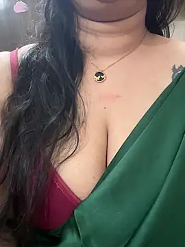 Snapshot of Akhi_Akshaya chatting on December 23, 2024, 6:44 am Akhi Akshaya online show from December 23, 2024, 6:44 am