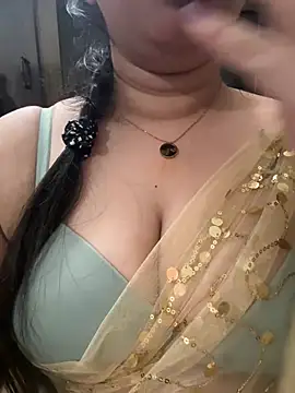Snapshot of Akhi_Akshaya chatting on December 27, 2024, 6:10 pm Akhi Akshaya online show from December 27, 2024, 6:10 pm