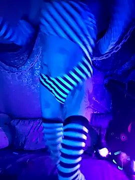 MommyMisfit online show from October 16, 2025, 2:12 am