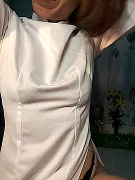 Lucy limon online show from March 13, 2025, 10:05 am