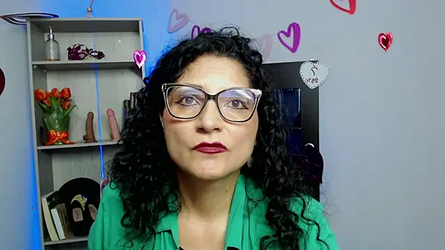 Snapshot of arianna_ros3 chatting on February 21, 2025, 5:53 pm arianna ros3 online show from February 21, 2025, 5:53 pm