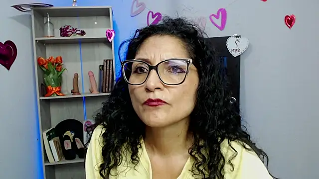 Snapshot of arianna_ros3 chatting on February 22, 2025, 12:38 am arianna ros3 online show from February 22, 2025, 12:38 am