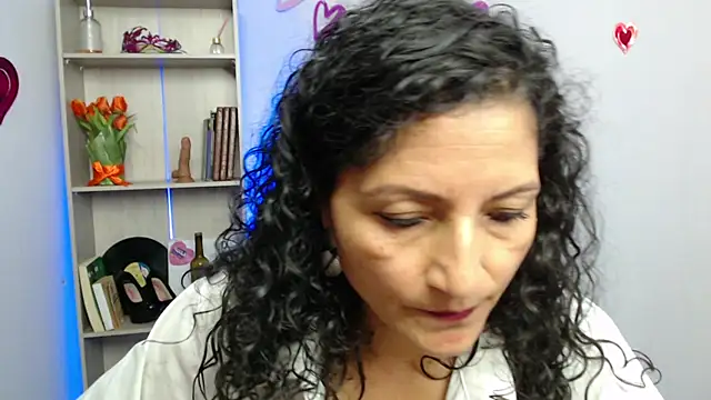 Snapshot of arianna_ros3 chatting on March 3, 2025, 6:22 pm arianna ros3 online show from March 3, 2025, 6:22 pm