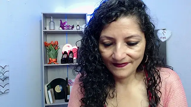 Snapshot of arianna_ros3 chatting on March 16, 2025, 3:17 pm arianna ros3 online show from March 16, 2025, 3:17 pm