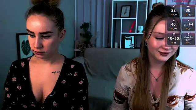 playful sophie online show from February 3, 2025, 8:57 pm