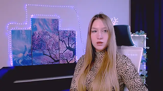 playful sophie online show from February 21, 2025, 3:45 am