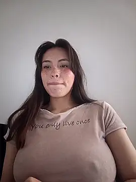 Snapshot of eriika_deep_ chatting on March 19, 2025, 9:48 pm eriika deep online show from March 19, 2025, 9:48 pm