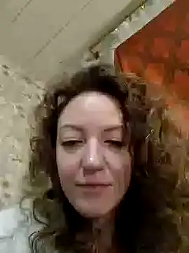 Snapshot of KattyLuuu chatting on December 29, 2024, 11:50 pm KattyLuuu online show from December 29, 2024, 11:50 pm