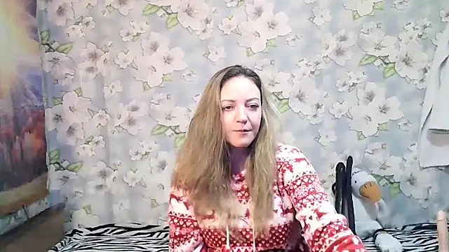 Snapshot of KattyLuuu chatting on October 25, 2025, 8:36 pm KattyLuuu online show from October 25, 2025, 8:36 pm