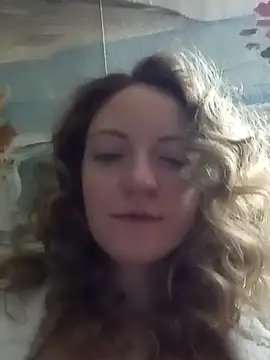 Snapshot of KattyLuuu chatting on November 28, 2025, 9:17 pm KattyLuuu online show from November 28, 2025, 9:17 pm