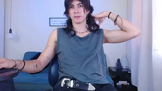 andreey50 online show from December 28, 2024, 8:04 pm