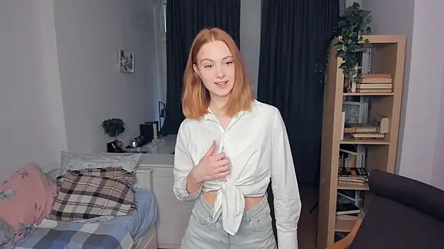 Snapshot of HarrmonSarah chatting on December 22, 2024, 8:49 am HarrmonSarah online show from December 22, 2024, 8:49 am