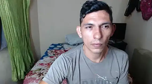 Snapshot of chayanne_odisea chatting on January 14, 2025, 3:11 am chayanne odisea online show from January 14, 2025, 3:11 am