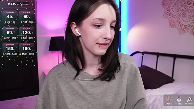 Lissa Meow  online show from March 4, 2025, 2:06 am