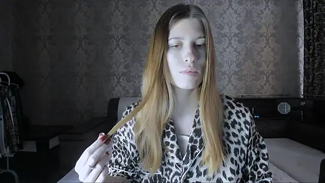 Agnes Allenn online show from October 9, 2025, 10:46 am