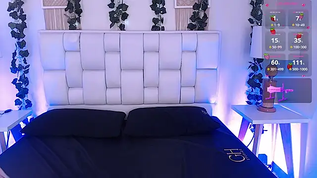 Snapshot of Miaa_gh1 chatting on February 9, 2025, 11:36 am Miaa gh1 online show from February 9, 2025, 11:36 am