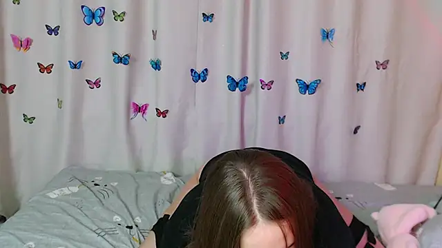 Snapshot of Phantommira chatting on January 9, 2025, 10:52 pm Phantommira online show from January 9, 2025, 10:52 pm