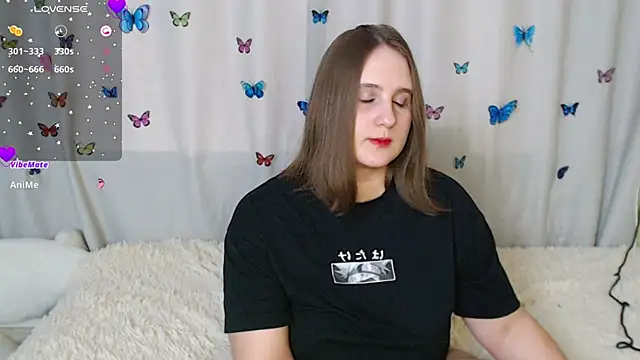 Snapshot of Phantommira chatting on March 17, 2025, 11:21 am Phantommira online show from March 17, 2025, 11:21 am