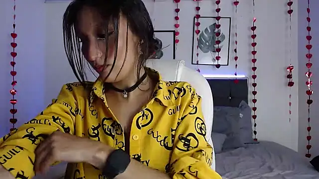 Snapshot of mia_collens chatting on March 8, 2025, 3:39 am mia collens online show from March 8, 2025, 3:39 am