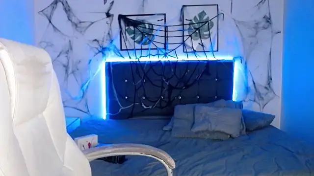 Snapshot of mia_collens chatting on October 29, 2025, 3:31 am mia collens online show from October 29, 2025, 3:31 am