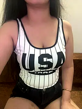 Snapshot of Fairy_Sonia chatting on September 21, 2025, 1:35 pm Fairy Sonia online show from September 21, 2025, 1:35 pm